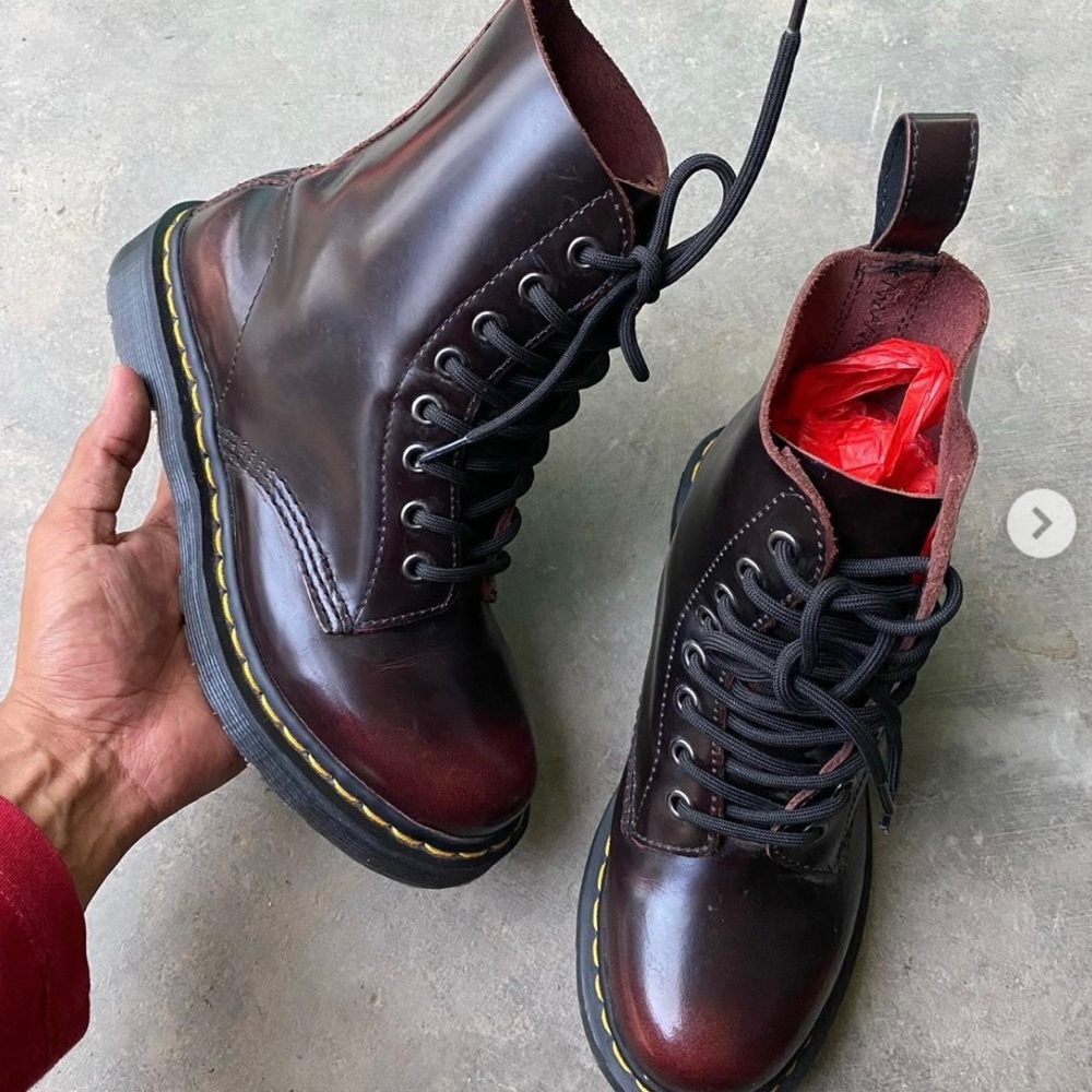 DR.Martens x free people 7.5 eye boot combat hiking doc marten 1460 air leather